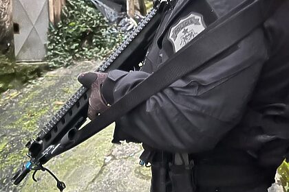 Policial em operação