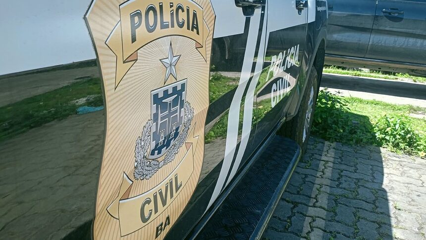 Viatura da Polícia Civil