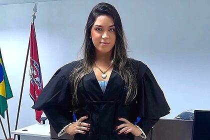 Adv Fernanda Borges