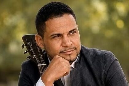 Cantor Gospel Luis Carlos