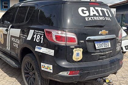 Viatura da Polícia Civil