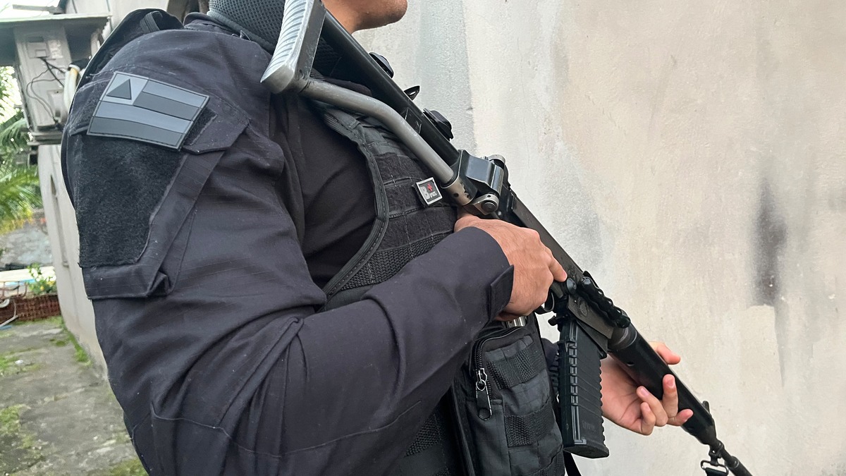 Homem é preso em Rio Real após invadir residência da irmã