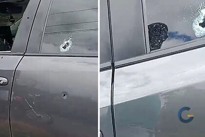 Carro crivado de balas em Simões Filho