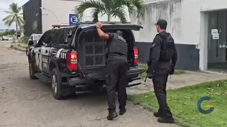 Homem é preso em flagrante com pistola 9 mm durante operação policial em Itabuna