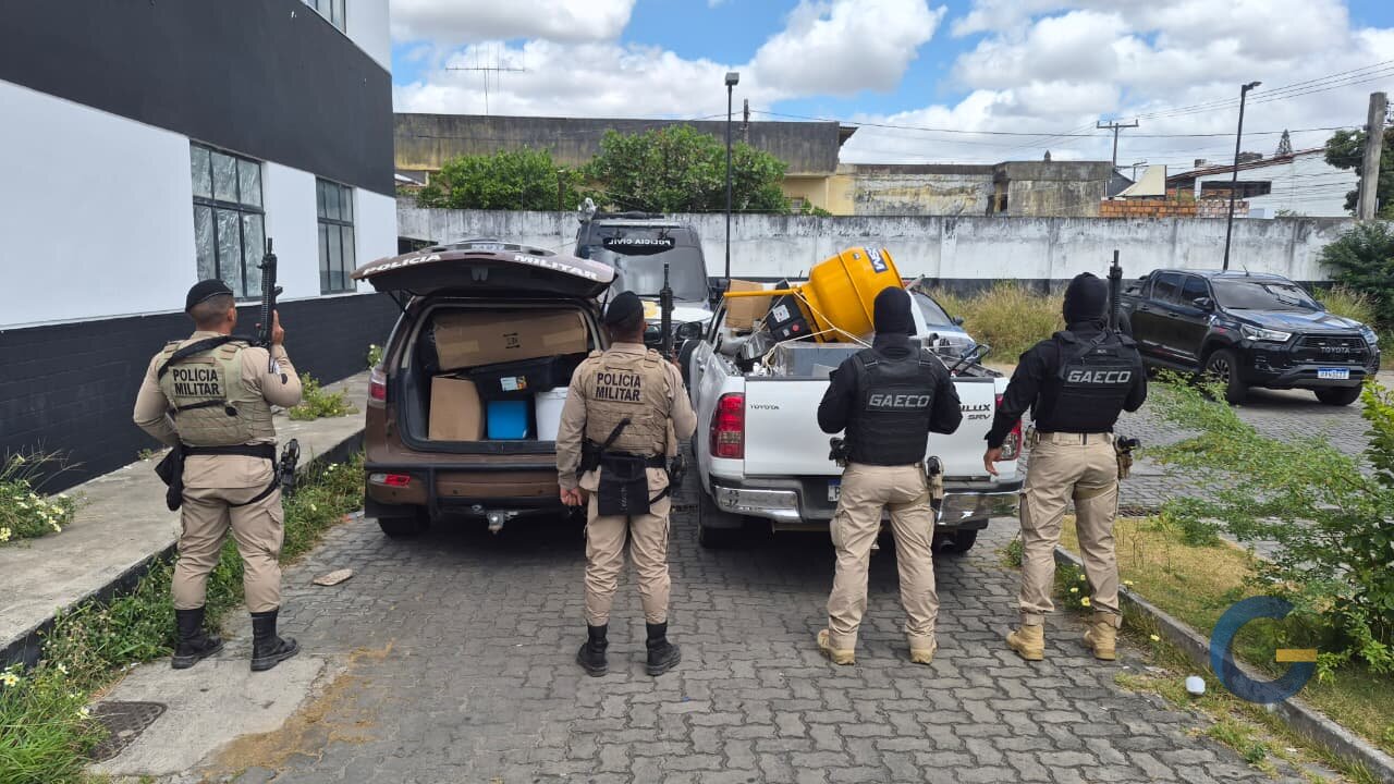 Líder de facção foragido é preso em laboratório de drogas na Bahia Líder de facção foragido é preso em laboratório de drogas na Bahia