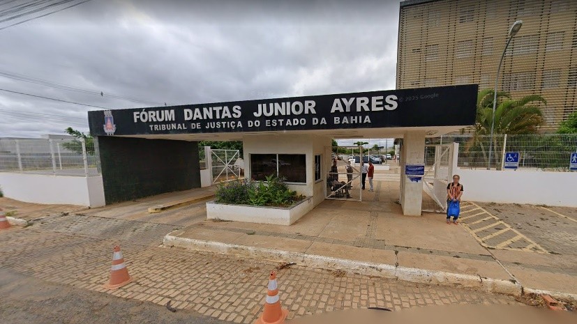 Pais de réu são presos suspeitos de pressionar jurados antes de julgamento por homicídio em Irecê